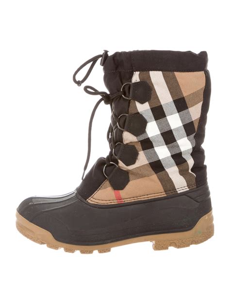 burberry winter boots sale